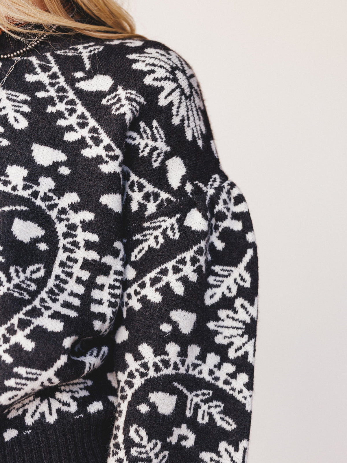 Heart Garden Sweater - Charcoal