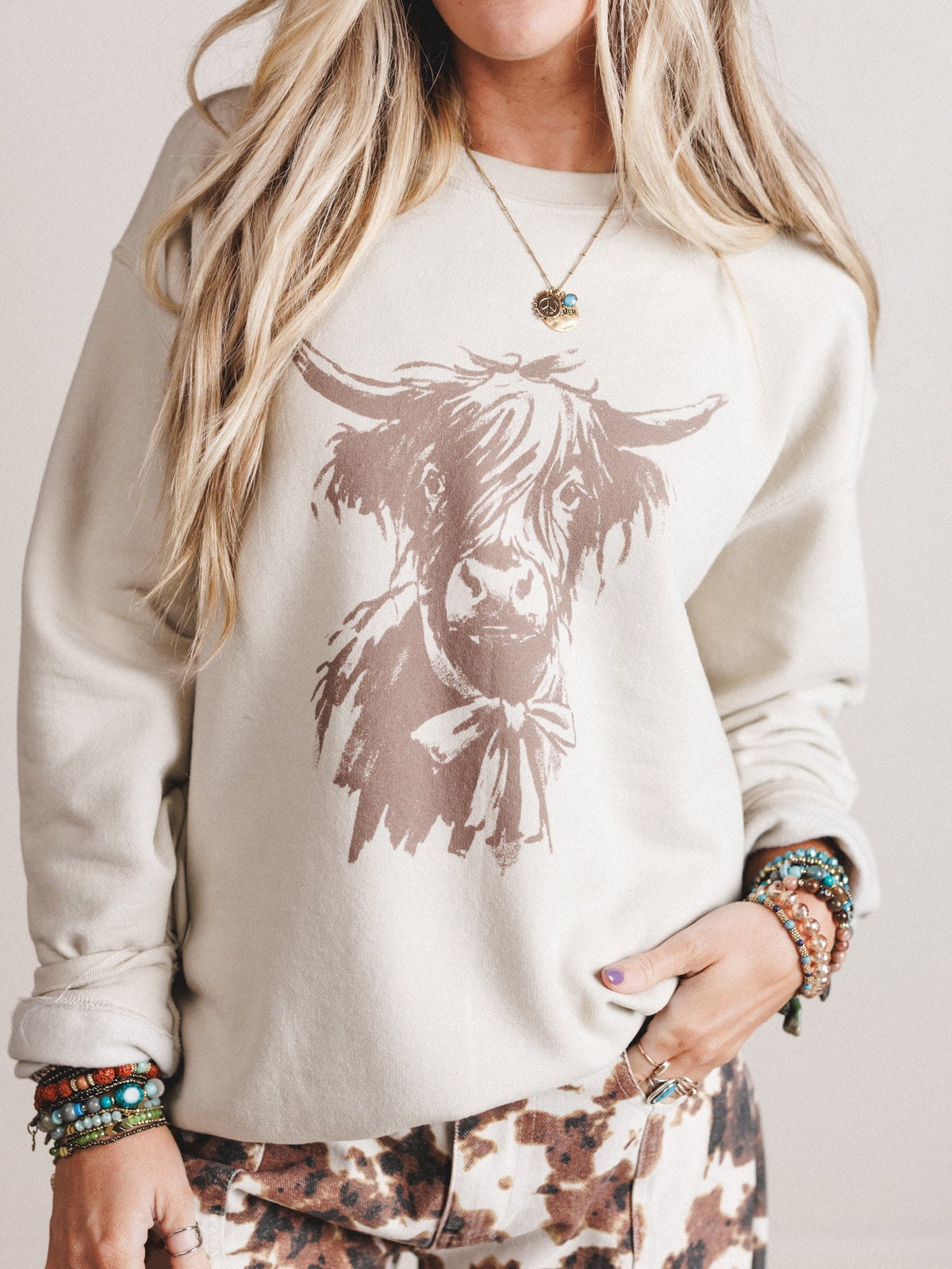 The Nest Highland Love Sweatshirt - Sand - Pre Order