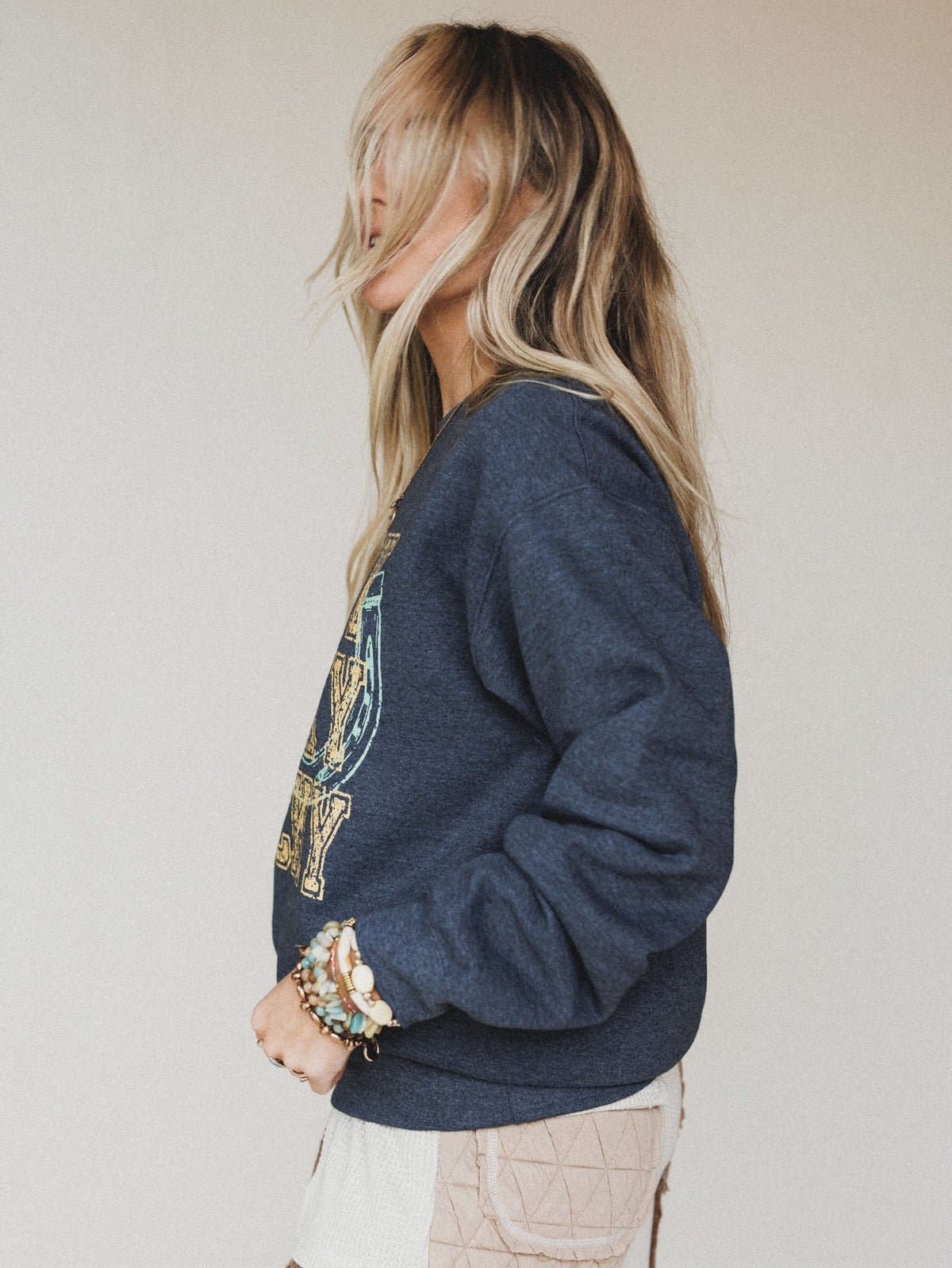 The Nest Lucky Gal Sweatshirt - Dark Heather Gray
